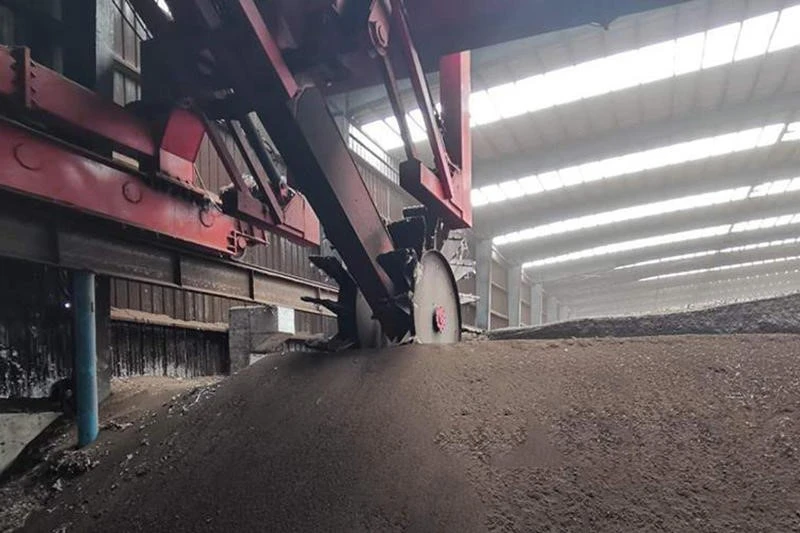 液压轮盘翻抛机