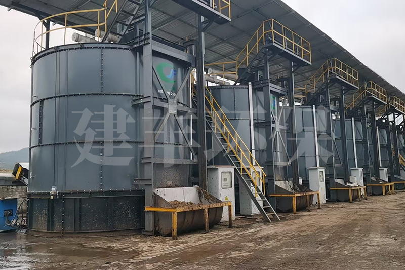 精准吊装！建丰有机肥发酵罐安装现场直击